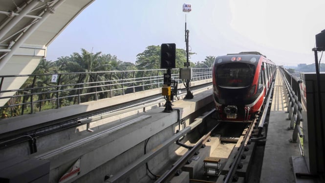 Waktu Tunggu LRT Akan Lebih Cepat dengan Kesiapan 12 Trainset untuk Beroperasi