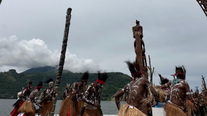 Totem Kamoro dari Papua Dibawa ke Danau Toba setelah Diangkut dari Pelabuhan Amamapare