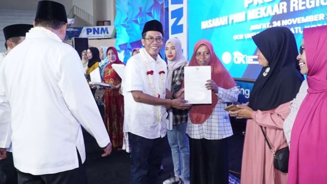 Kembangkanlah UMKM Anda dengan Memanfaatkan Program PNM, Ujar Misbakhun kepada Para Ibu-ibu