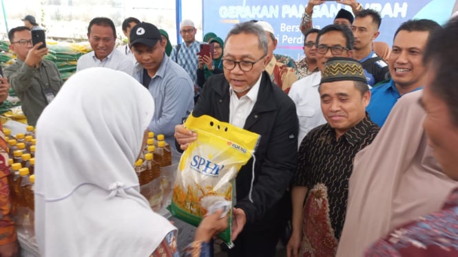 Gubernur Ganjar-Mahfud Meminta Penundaan Bansos, Menteri Perdagangan Zulhas Menyatakan Pendapatnya