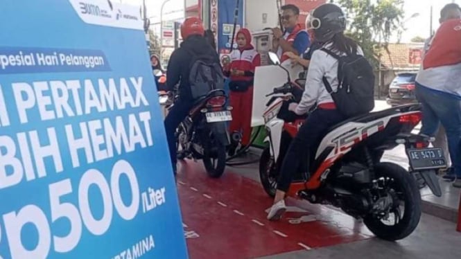 Pertamax Turbo Meningkat Konsumsinya Menjelang Lebaran, Tembus 104 Persen