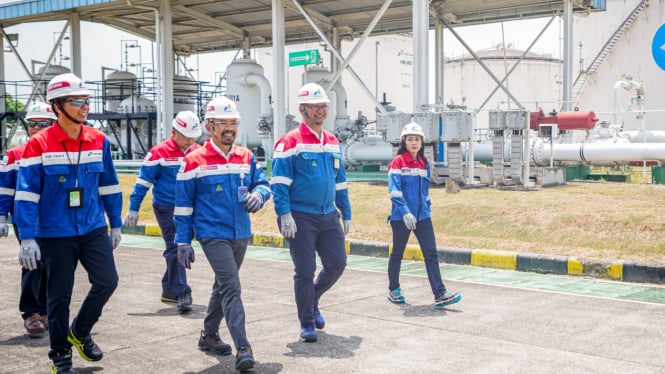 Direktur Keuangan Pertamina Patra Niaga Memeriksa Kesiapan Layanan Energi di Sumut Menjelang Lebaran