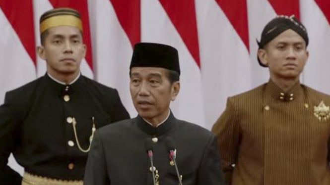 Jokowi Menunjukkan Anggaran KIS Rp 361 Triliun untuk Mendukung 92 Juta Peserta JKN