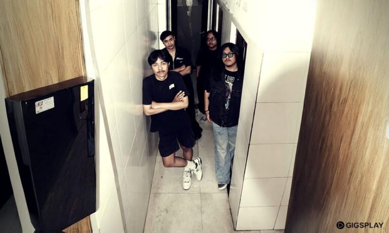 Gabungkan Blues & Eksplorasi Genre: EP ‘Cause of You