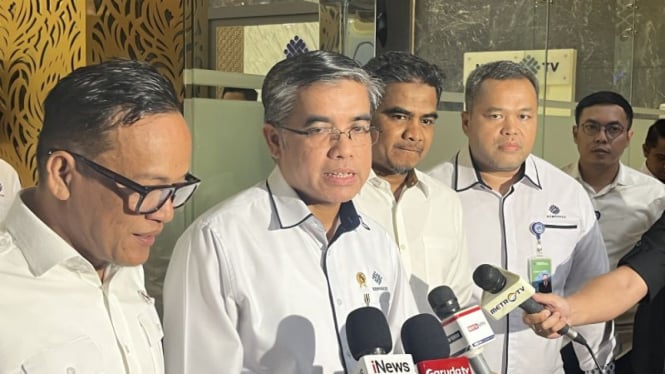 Menaker Copot Pejabat Tersangka Suap Calon TKA: Langkah Tegas