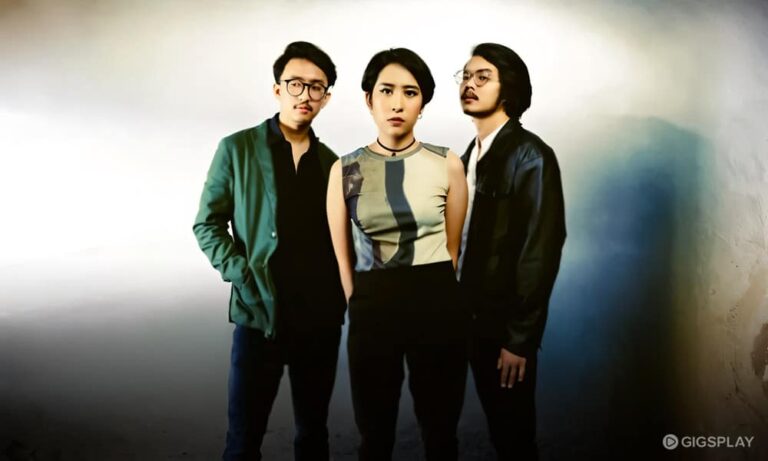 Review Album Terbaru Littlefingers: ‘Snakes & Ladders’