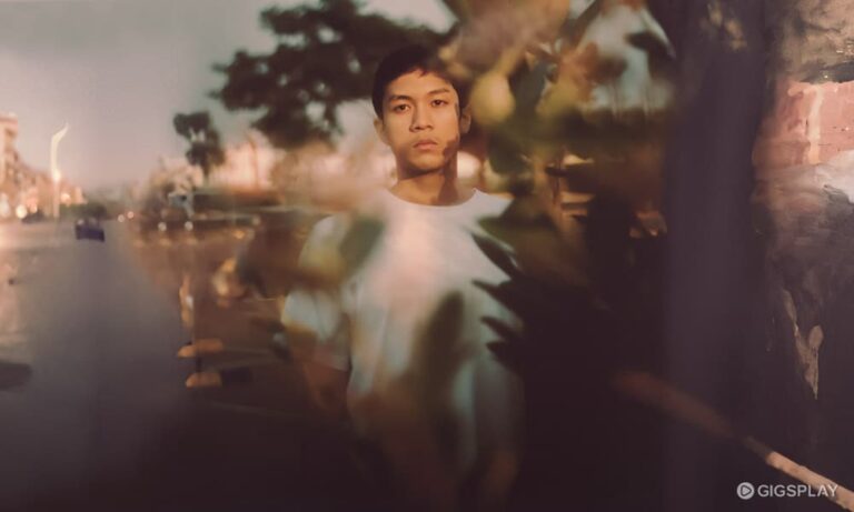 Review Album Baru ‘Nyala Langit Jingga’: Reruntuh Memancarkan Harapan