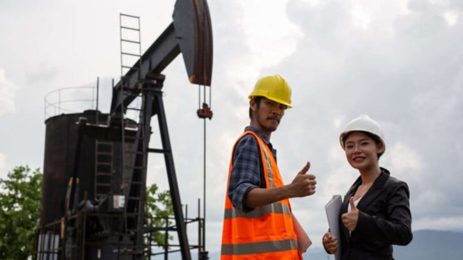 Gen Z Pilih Pekerjaan Blue Collar: Tanpa Gengsi!