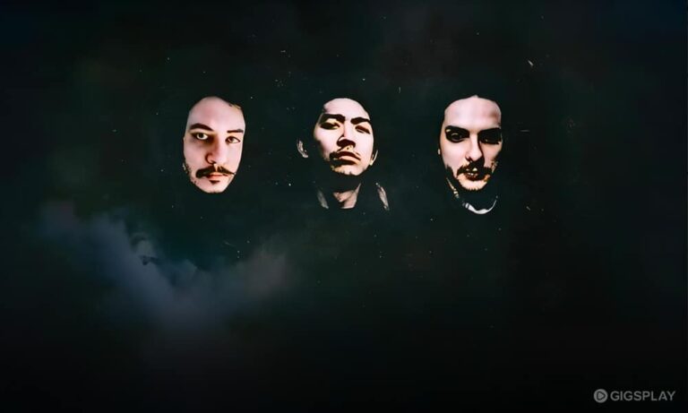 Winds of Sand: Kolaborasi Mitologi Mesir dan Metal Ekstrem