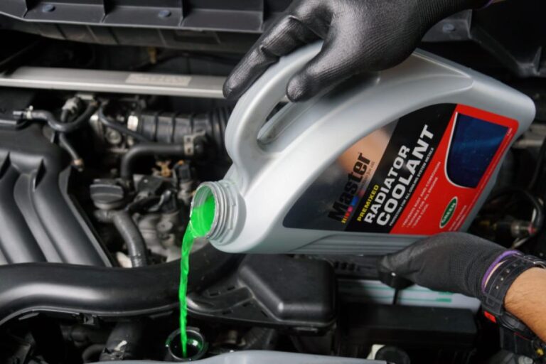 Dampak Fatal Jika Air Radiator Motor Habis: Bahaya Tidak Mengganti