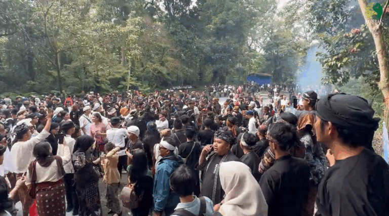 Ngertakeun Bumi: Wujud Cinta terhadap Kehidupan
