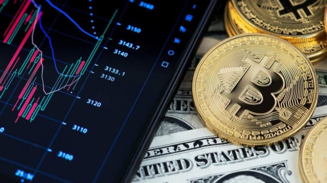 Investasi Jangka Panjang di Koin Utama Kripto Saat Harganya Anjlok