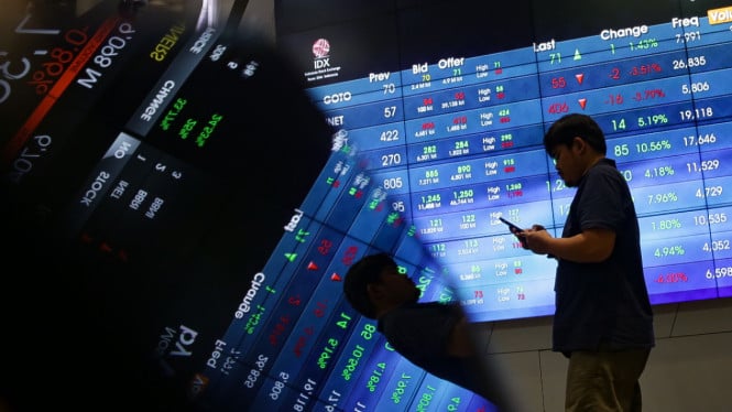 IHSG Sesi I Menguat di Area 7.800 dengan Dukungan Sektor Teknologi
