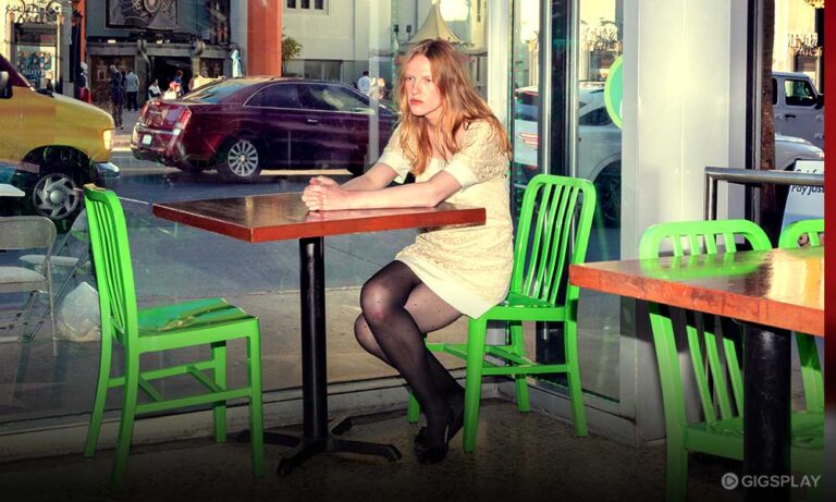 Pembuka Era Baru Audrey Hobert: ‘Thirst Trap’ dalam Album ‘Who’s the Clown?’