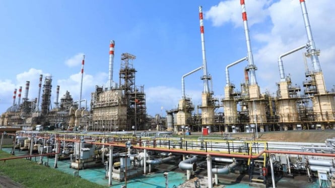 Langka! Bensin SPBU Swasta Impor via Pertamina