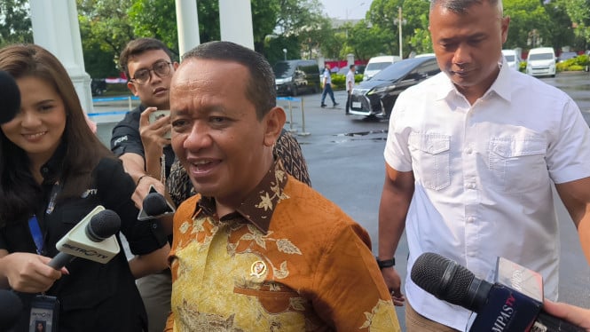 Bahlil Minta SPBU Swasta Kolaborasi dengan Pemerintah untuk Atasi Kelangkaan BBM