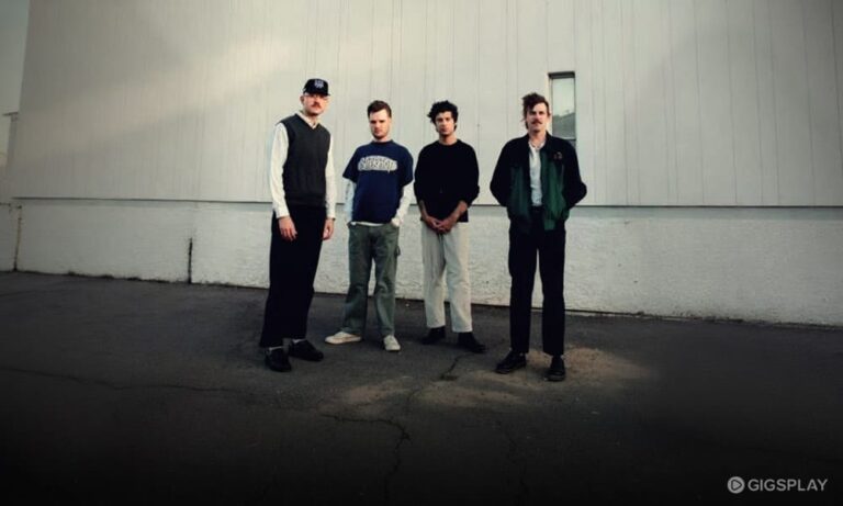 Breakup Shoes Siap Merilis ‘Standing Still’ Dengan Single “Malaise”