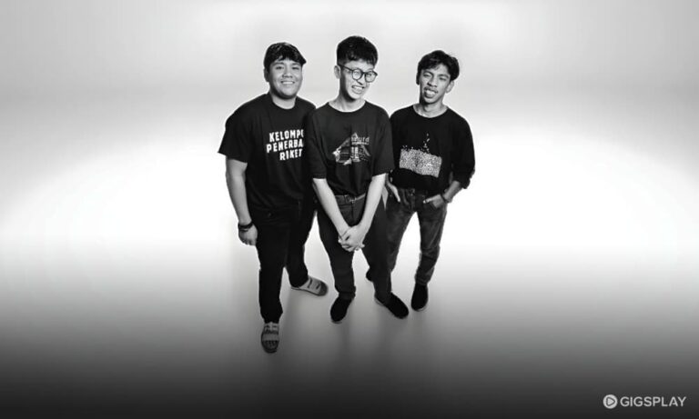 Album Perdana Awas! Sukses Lancar: Bisa Meledak
